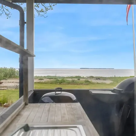 Elodie - 10m From The Sea By Interhome Feriehus *